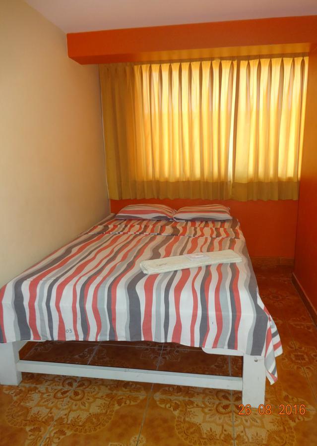 צ'יקלאיו Hotel Humboldt מראה חיצוני תמונה