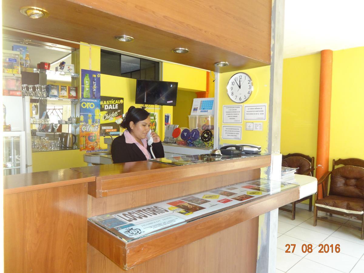 צ'יקלאיו Hotel Humboldt מראה חיצוני תמונה
