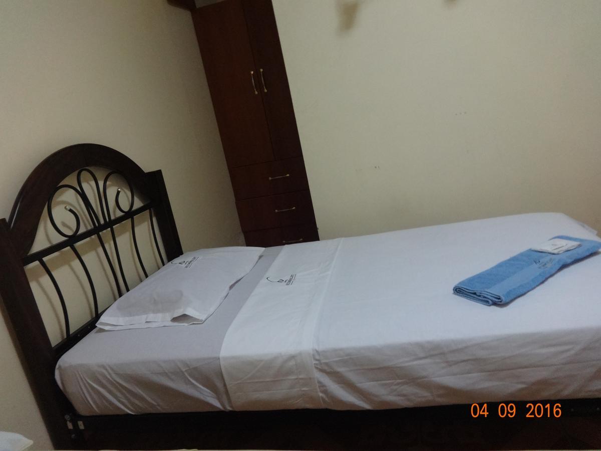 צ'יקלאיו Hotel Humboldt מראה חיצוני תמונה